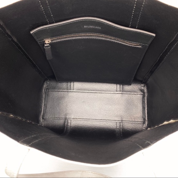 Balenciaga Everyday XXS Tote bag - Picture 7 of 10